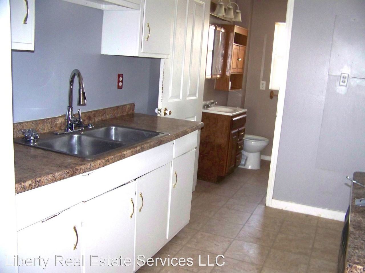 733 Bedwell St - Photo 2 of 7