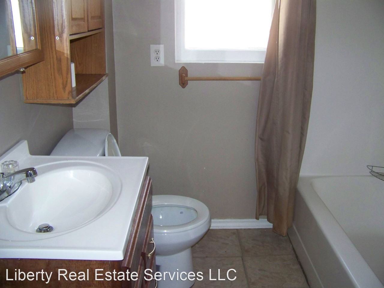 733 Bedwell St - Photo 3 of 7