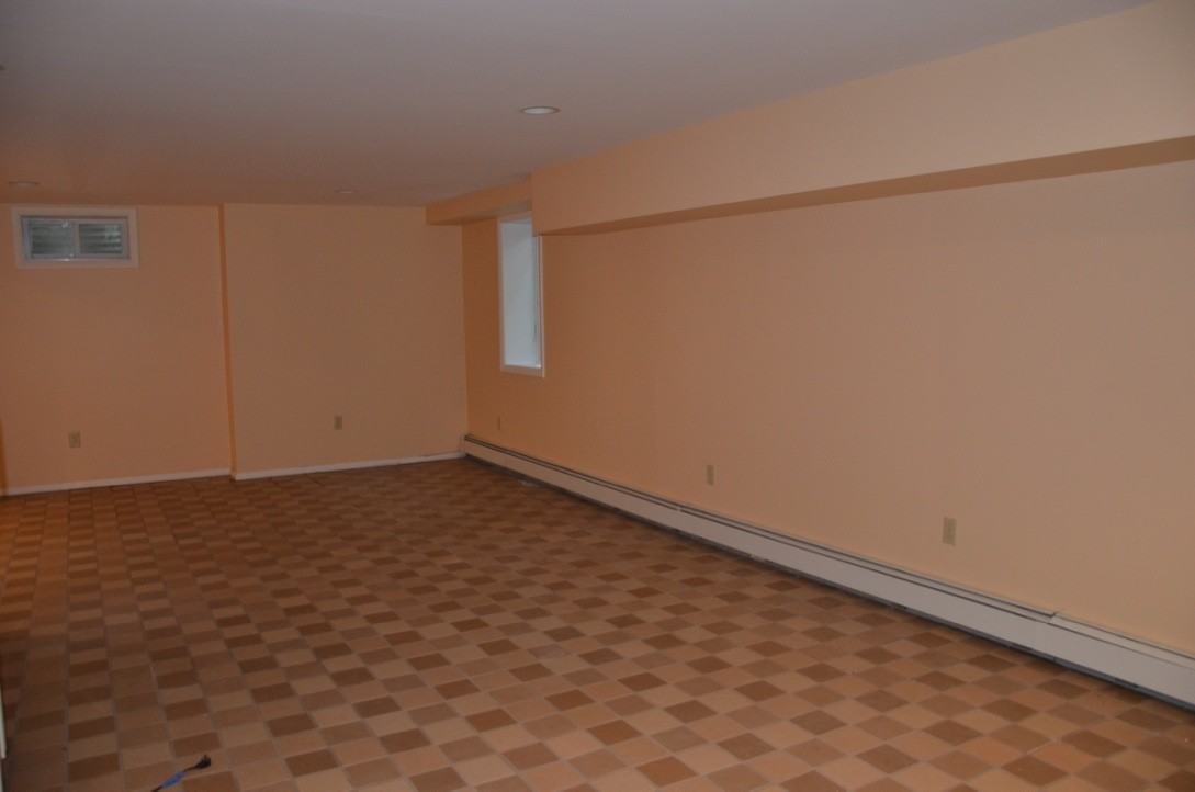 8 Minturn St - Photo 3 of 21