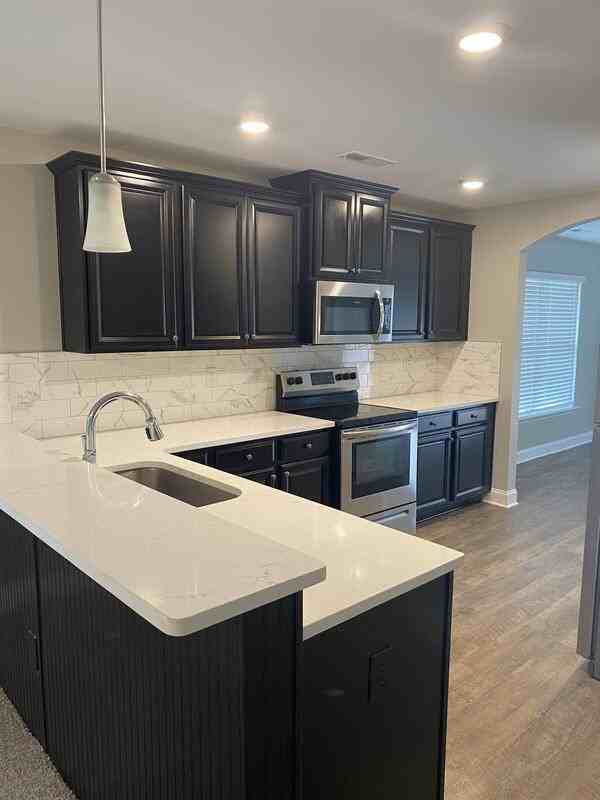 123 Tybee Dr - Photo 3 of 20