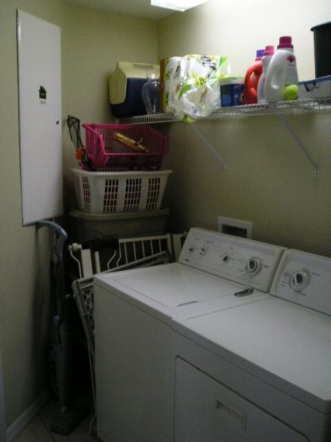 4710 Whispering Wind Ave - Photo 2 of 8