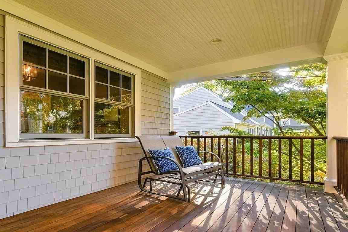 38 Dartmouth Ave - Photo 3 of 20