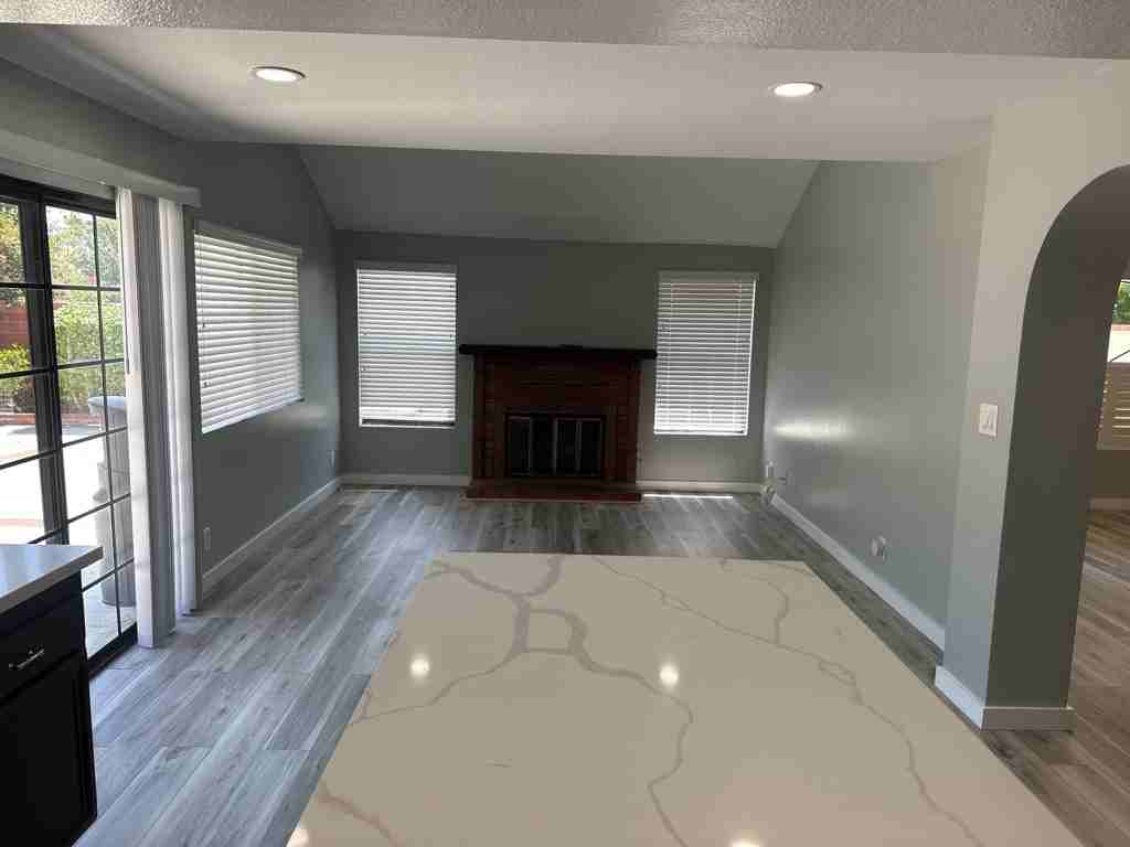 2183 Falcon Crest Dr - Photo 3 of 13