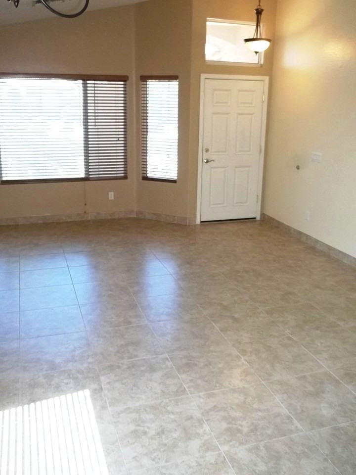 8143 W Marco Polo Rd - Photo 3 of 23