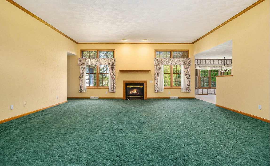 246 Westchester Way #NA - Photo 3 of 8