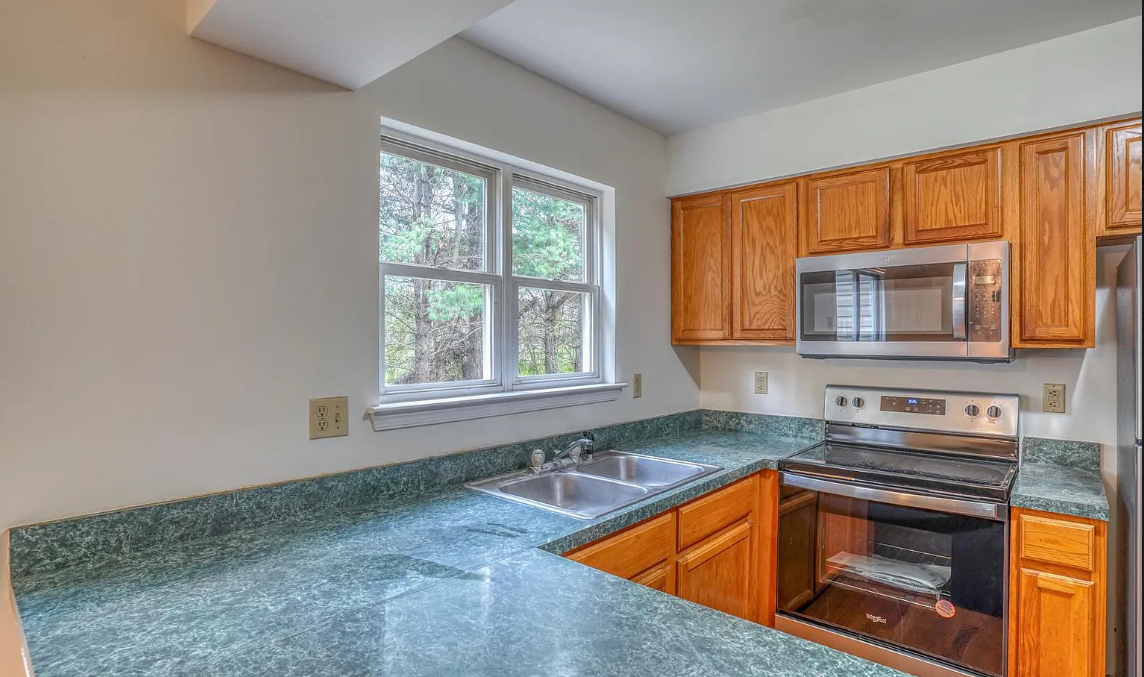 214 Northdown Dr #NA - Photo 2 of 3