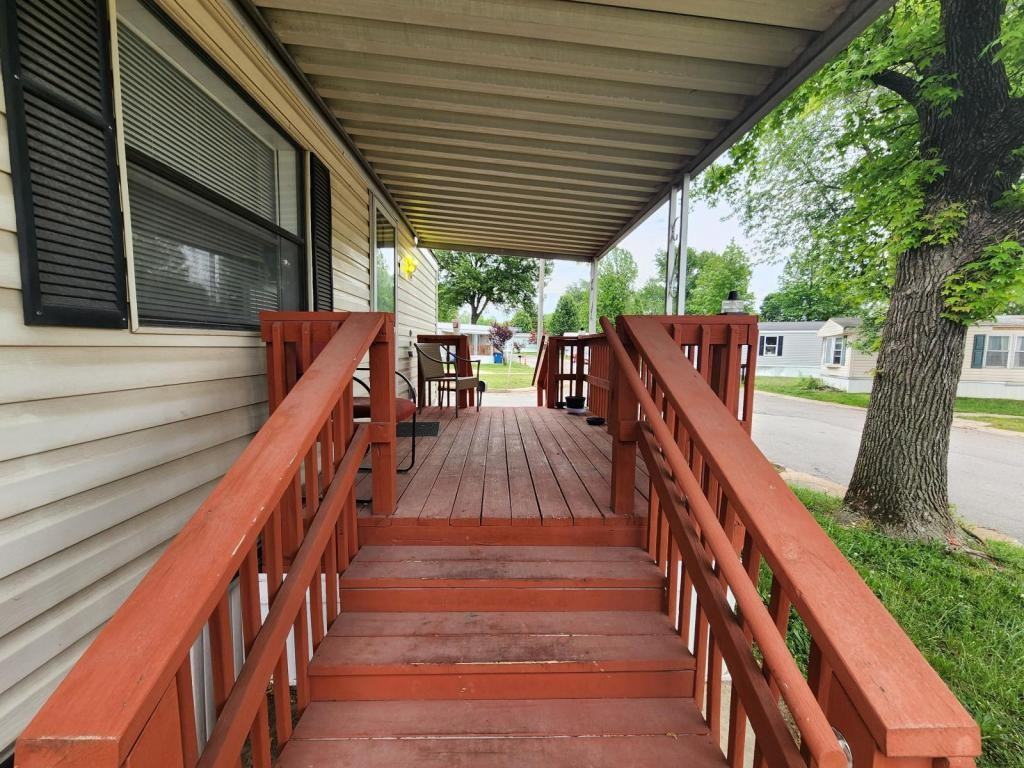 122 Bing Blvd - Photo 2 of 16