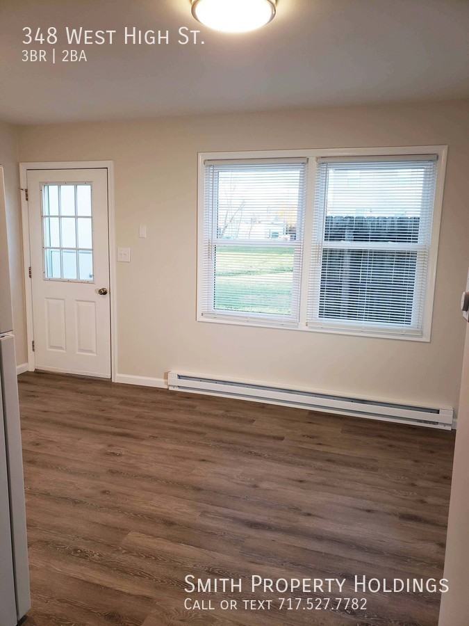 348 W High St - Photo 3 of 25