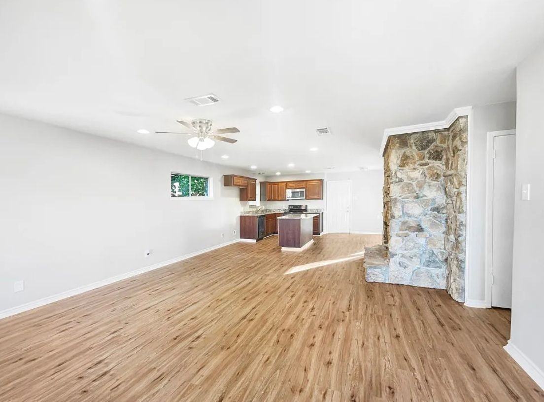 2506 William Brewster Dr #NA - Photo 2 of 9
