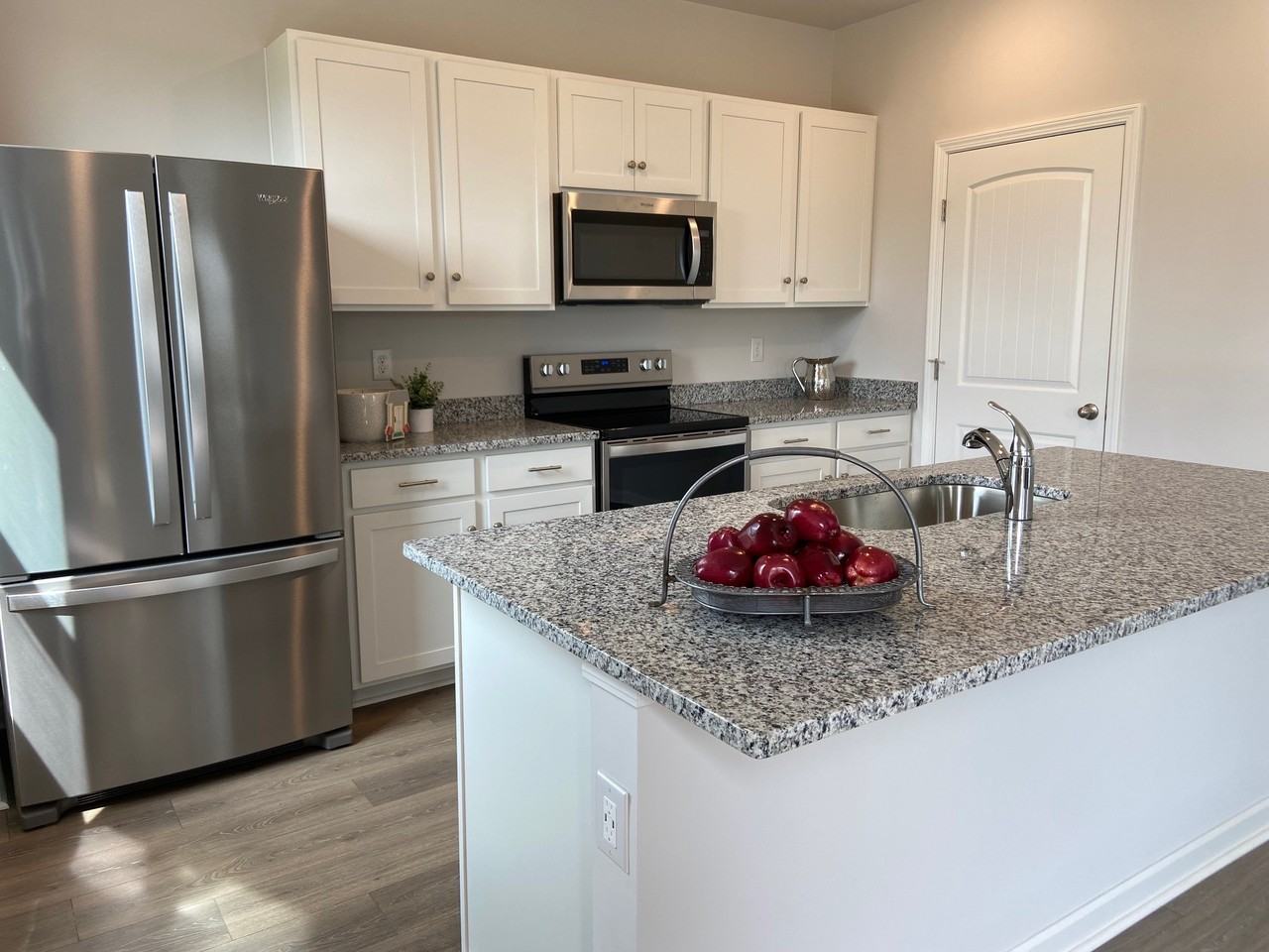 256 Addison Ave #NA - Photo 3 of 33