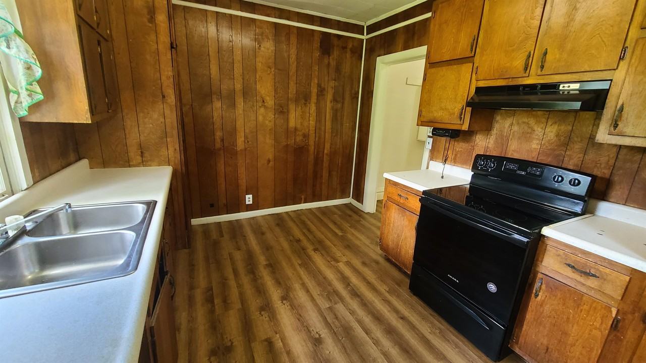 776 Macon Ave #1 - Photo 3 of 25