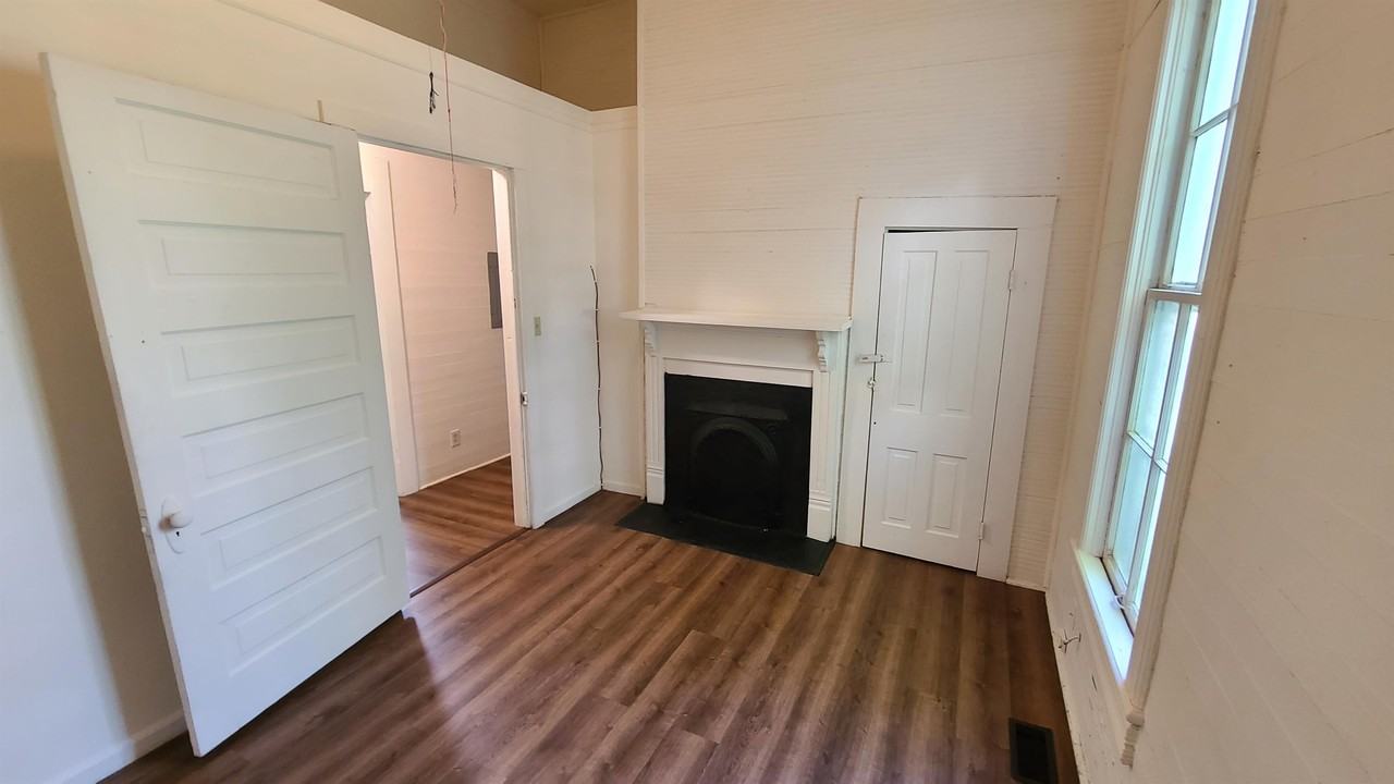 776 Macon Ave #1 - Photo 5 of 25