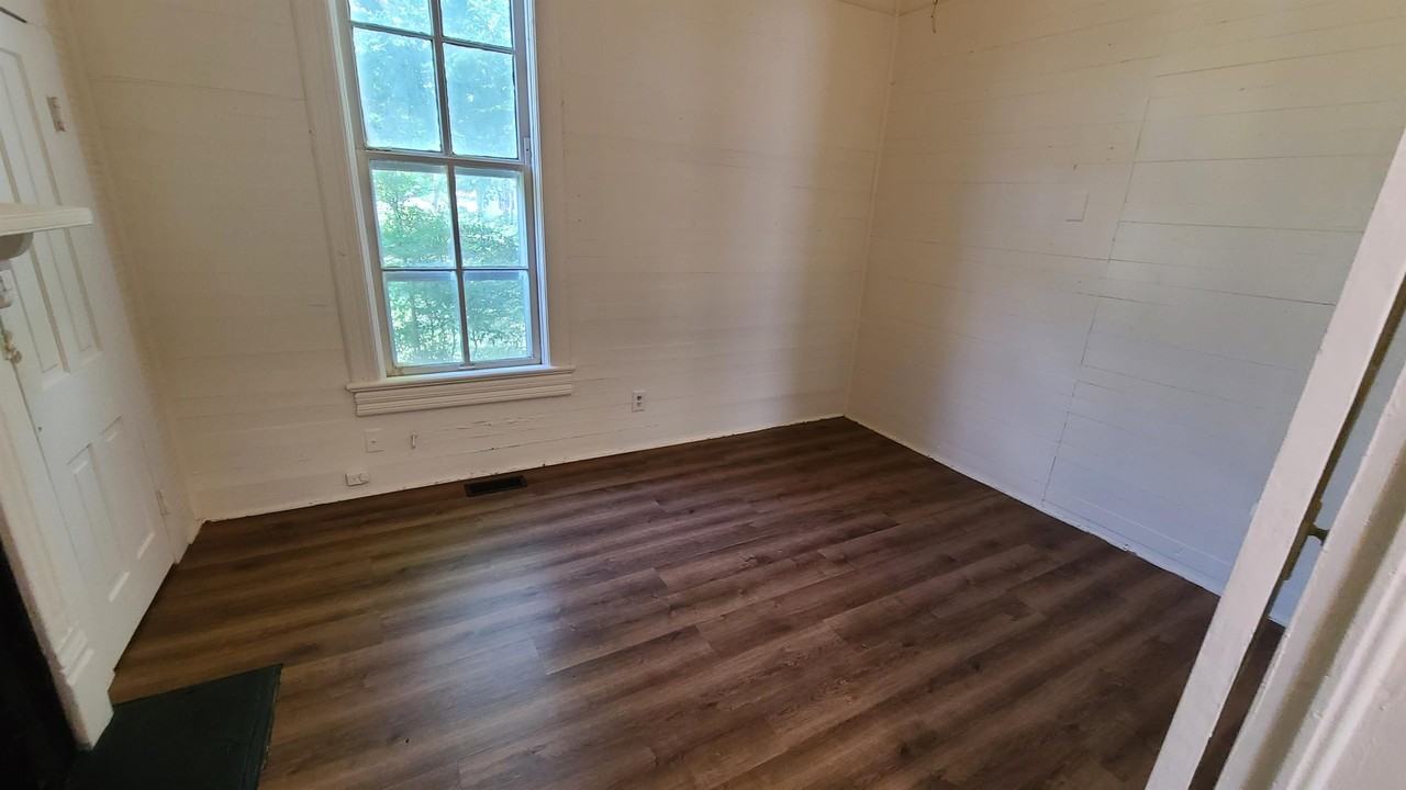 776 Macon Ave #1 - Photo 6 of 25
