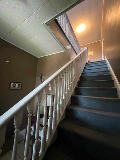 402 Straley Ave #1 - Photo 3 of 21