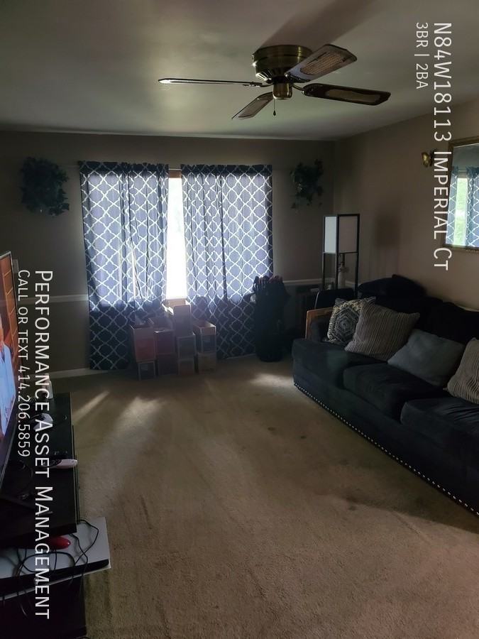 N84W18113 Imperial Ct - Photo 2 of 11