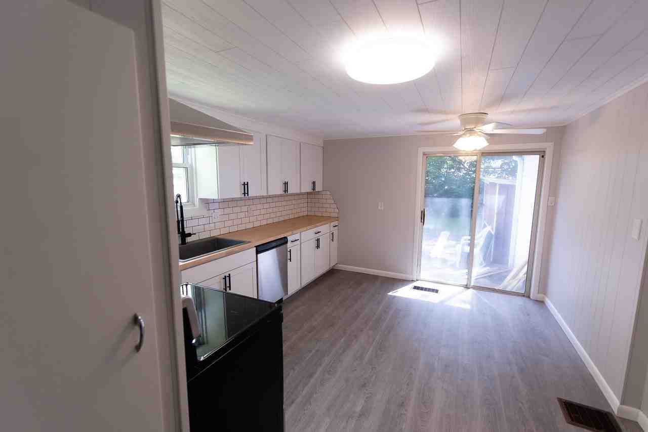 388 Independence Ct #NA - Photo 3 of 19