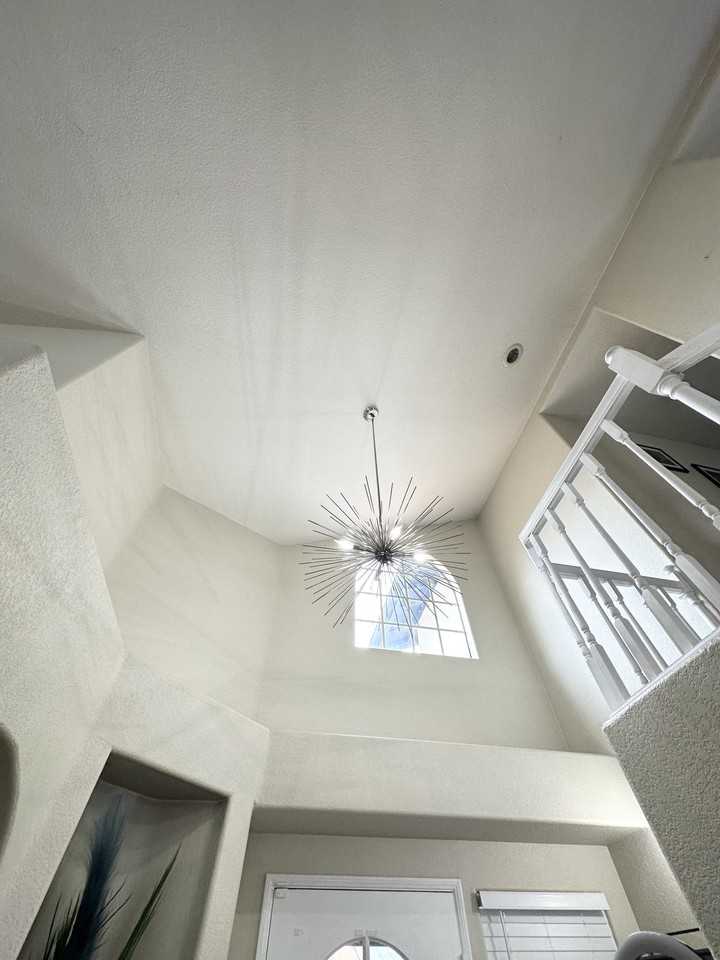 2206 Luz Way #NA - Photo 2 of 23