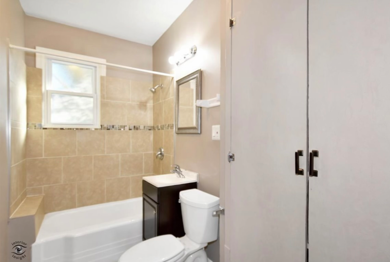 2107 183rd St #1 - Photo 2 of 11