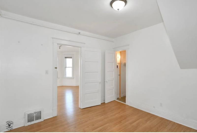 2107 183rd St #1 - Photo 3 of 11