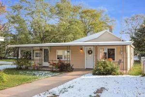 featured image of 1810 Longyear Ave #1