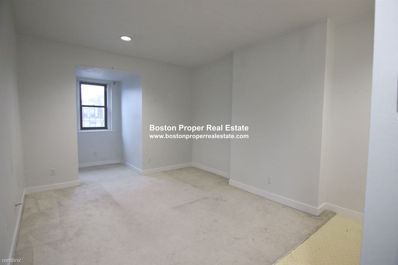 548 Columbus Ave #7F