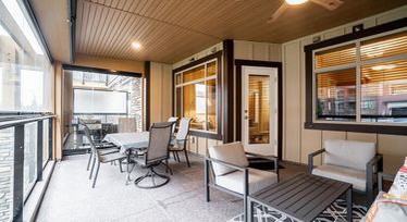 8218 207A St - Photo 5 of 11