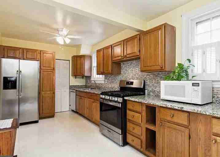 120 Lakeview Ave #NA - Photo 3 of 10