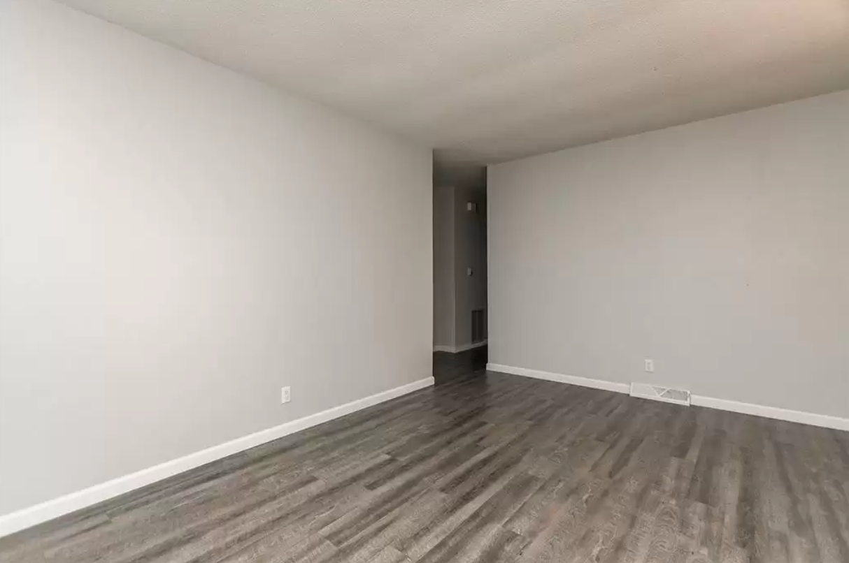 226 Norwick Rd Sw #NA - Photo 3 of 11