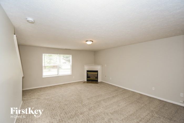 10916 Spring Green Dr - Photo 2 of 16