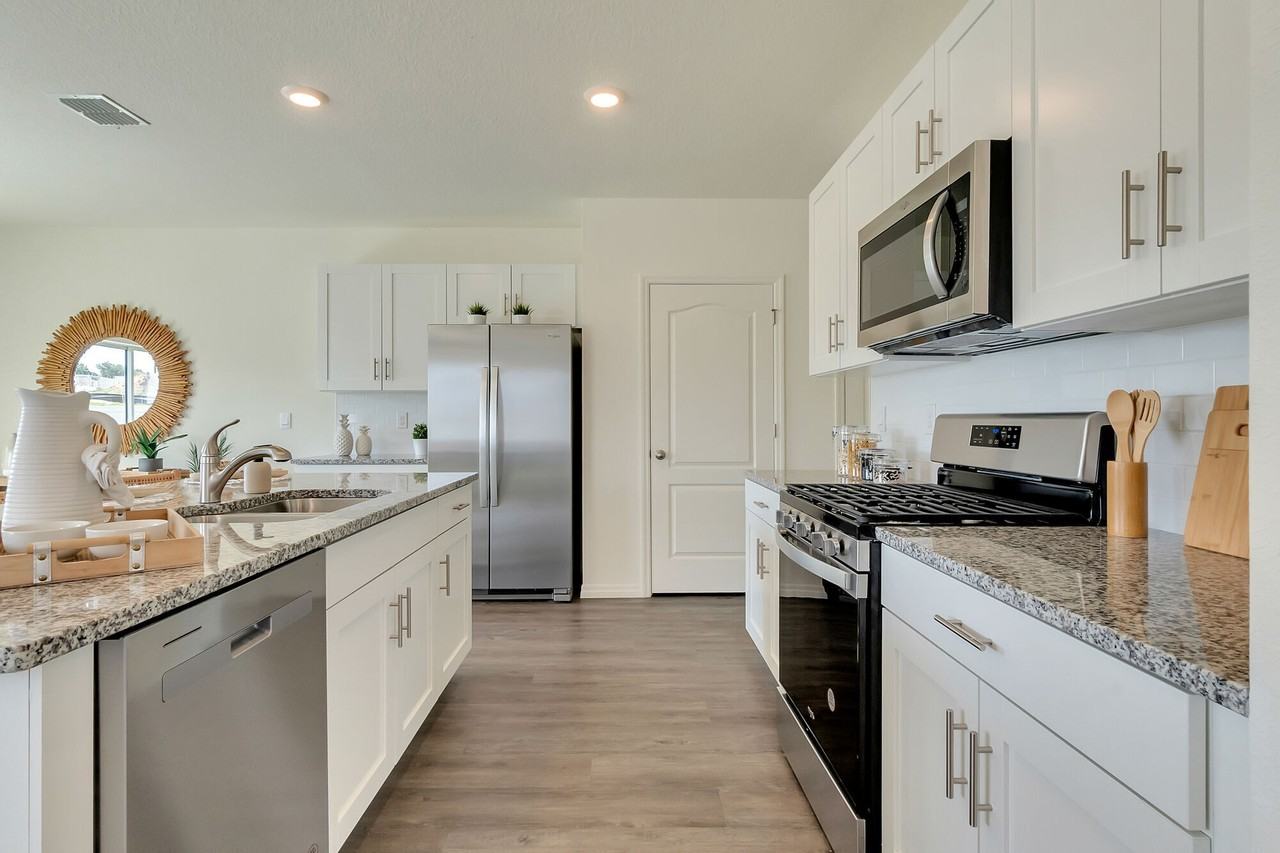 31926 Katelin Cir - Photo 2 of 50