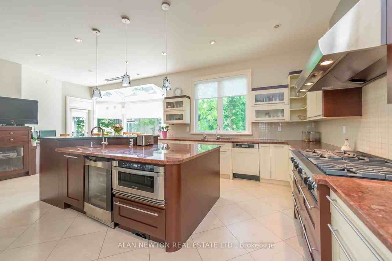 486 Spring Gate Boulevard #None - Photo 2 of 6