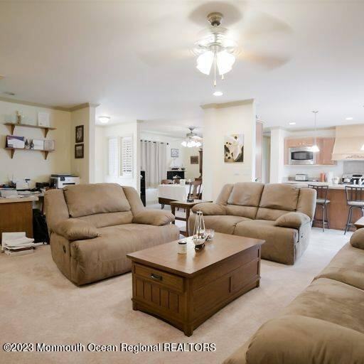 914 Center Street - Photo 2 of 4