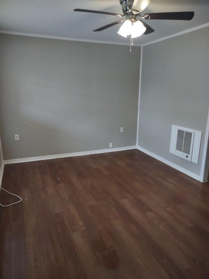 67685 Main St #7 - Photo 3 of 10