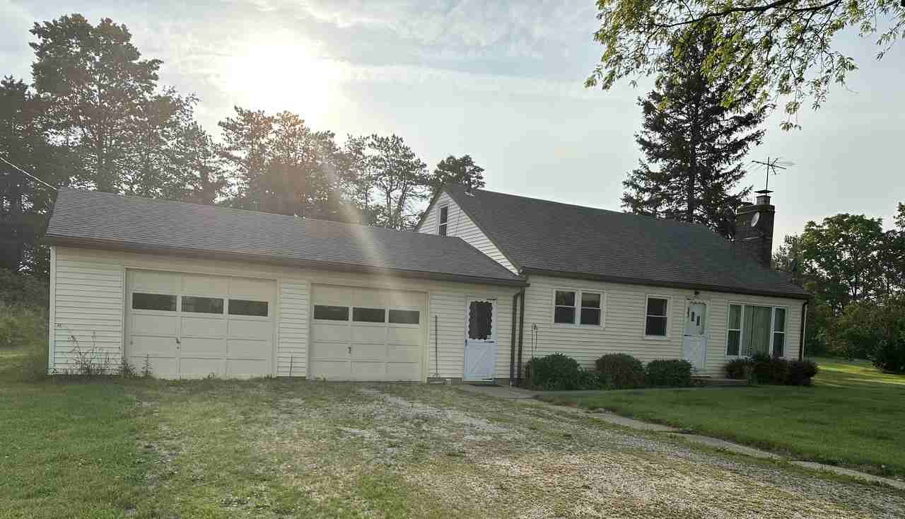 9098 Mount Eaton Rd #NA - Photo 3 of 12