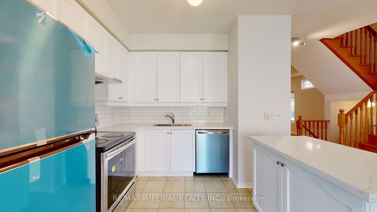 212 Madison Heights Boulevard #None - Photo 2 of 6