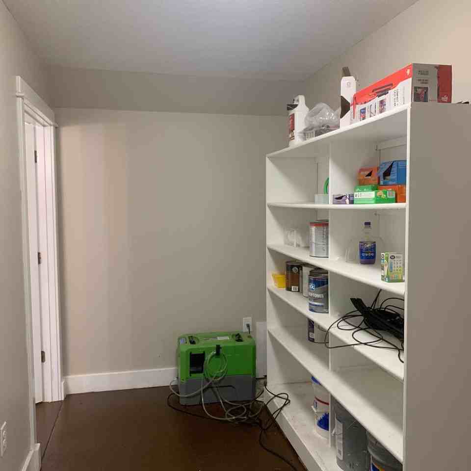 415B S Oak St #1 - Photo 7 of 17