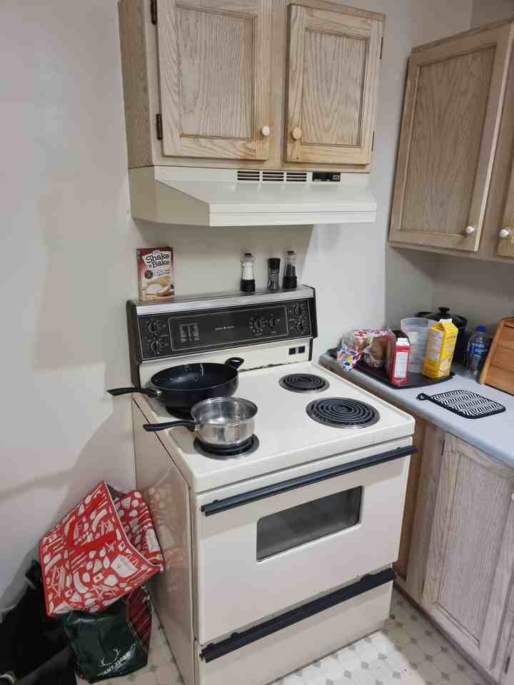 9 84-9 Parade Street #9 - Photo 2 of 7