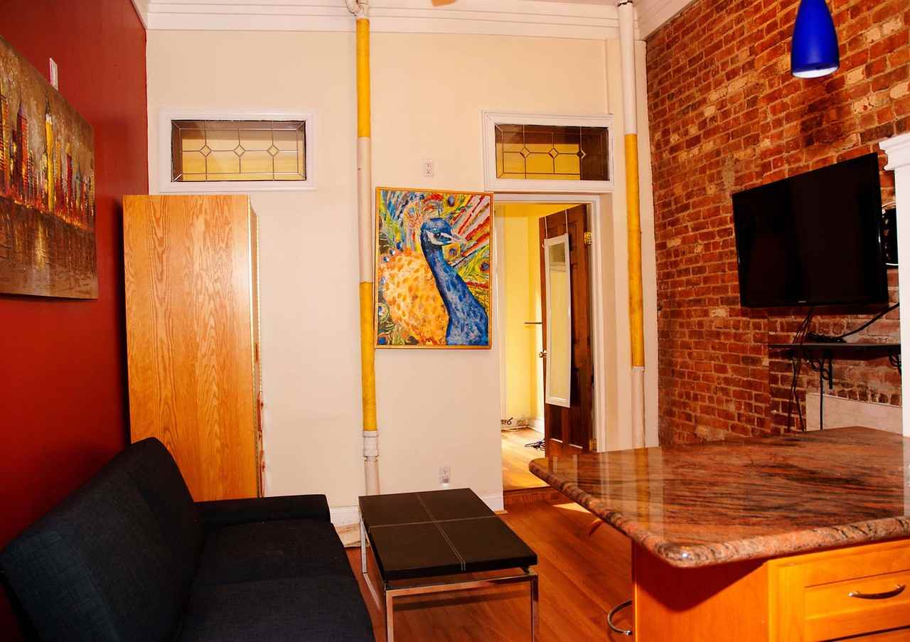 Furnished 1 bedroom  in west village with balcony - Photo 4 of 6