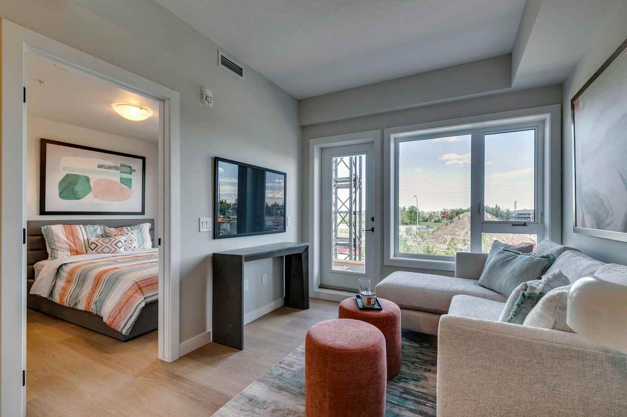 Shawnessy Station Apartments 108 Shawville Pl Se, Calgary, AB T2Y 0V2