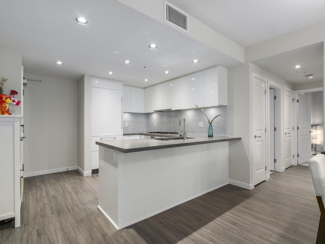 7368 Gollner Avenue #11/F - Photo 6 of 18