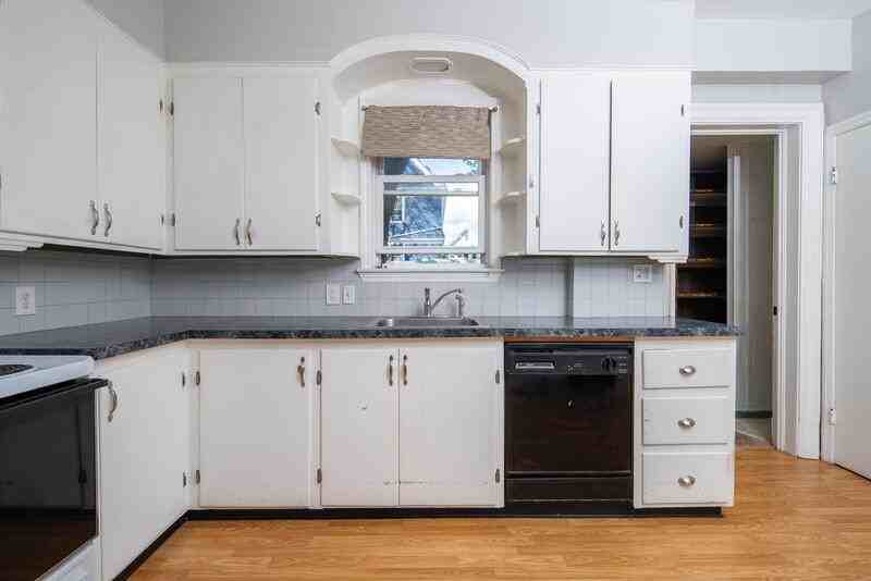 723 Myrtle Ave - Photo 4 of 37