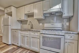 2110 Taylor Ave #B - Photo 1 of 1