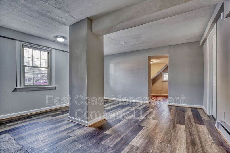 2110 Taylor Ave #B - Photo 4 of 20