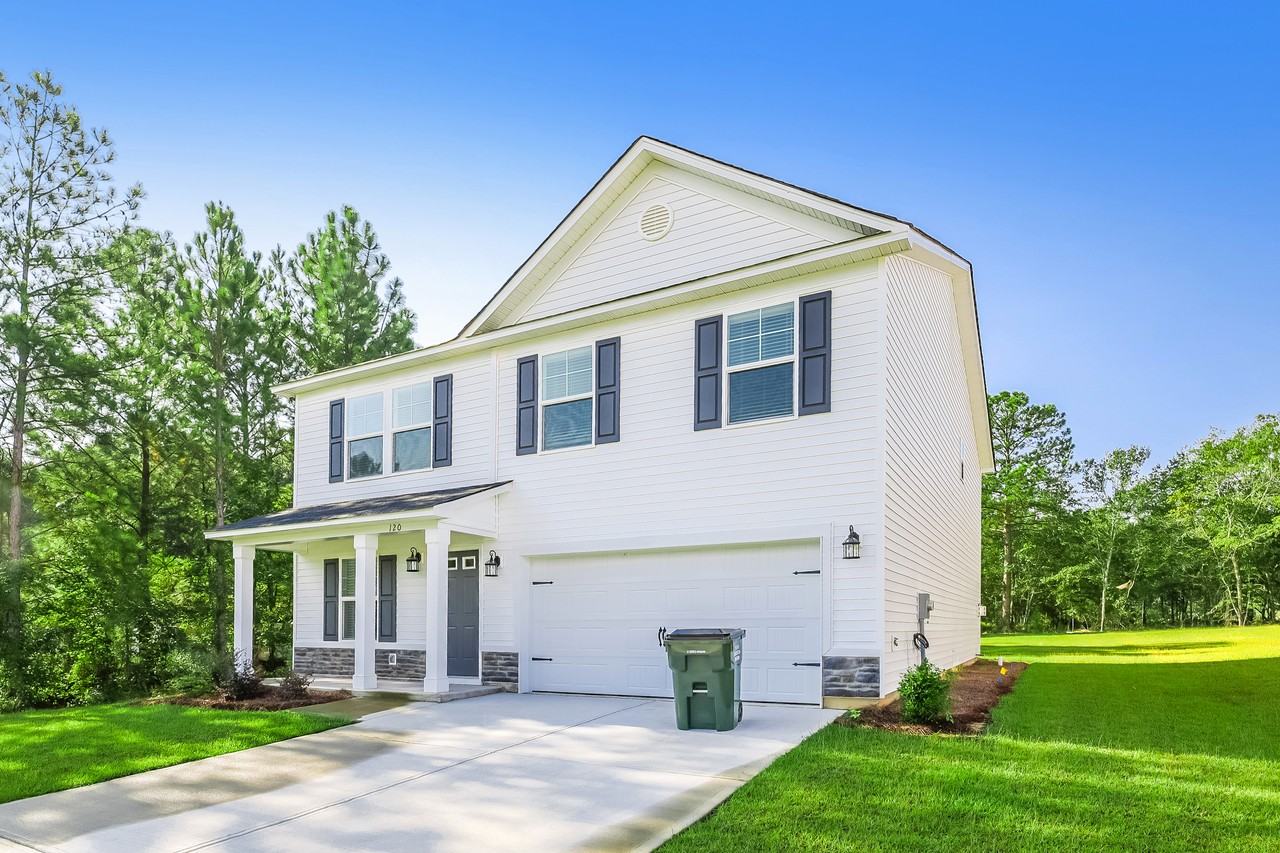 120 Woodcote Dr - Photo 2 of 17