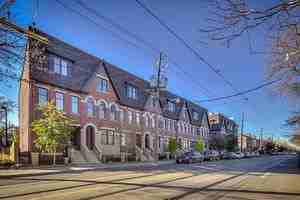 140 Broadview Avenue #036