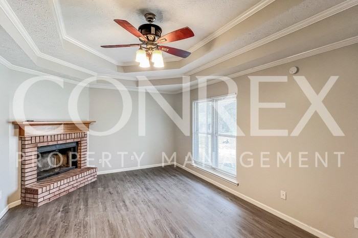 175 Honeysuckle Ct - Photo 3 of 8