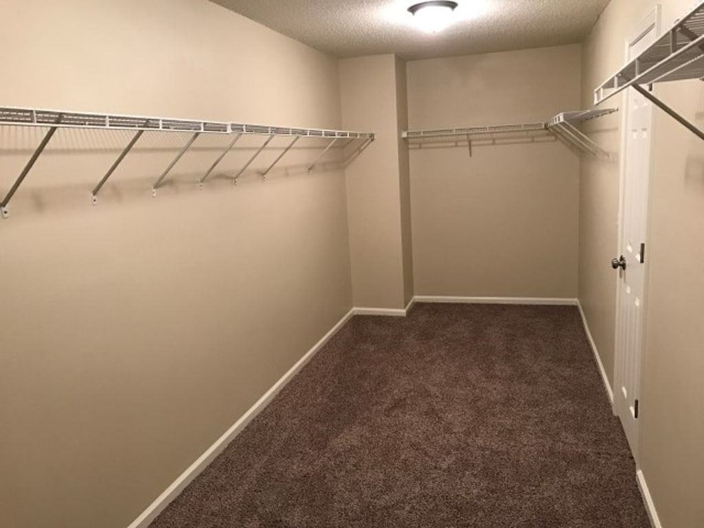 138 Oak Pointe Trl #1 - Photo 3 of 4