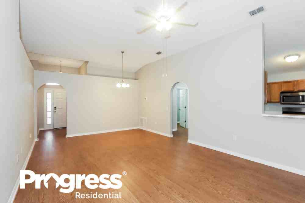 5418 Treig Ln - Photo 3 of 16