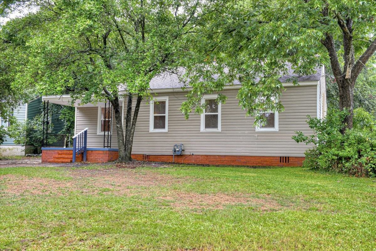 531 Tubman St #1 - Photo 3 of 32