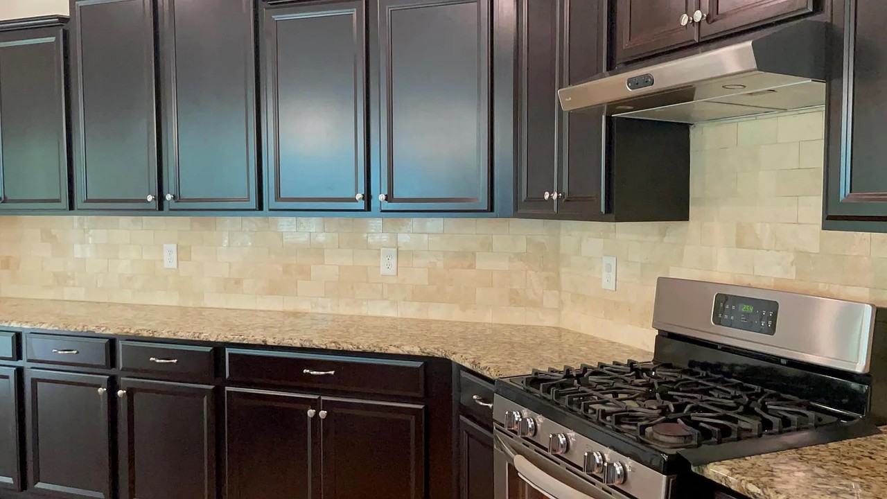 7211 Agnew Dr - Photo 6 of 28